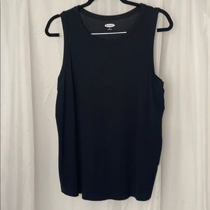 ON solid Crewneck Tank